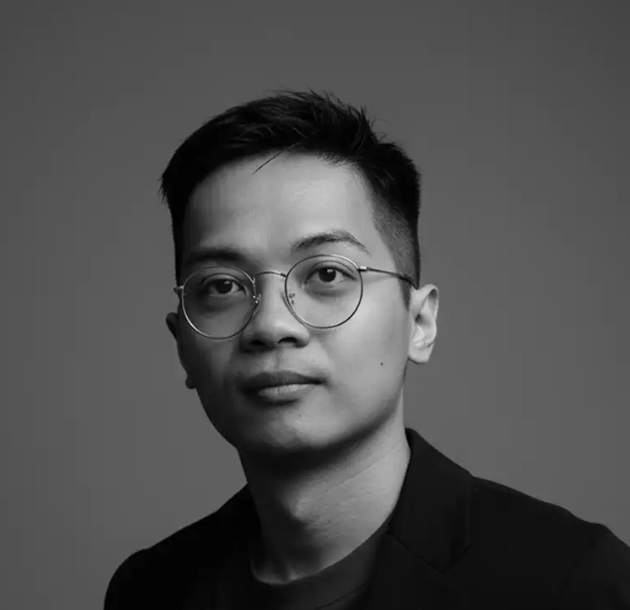 Zhiliang Chen